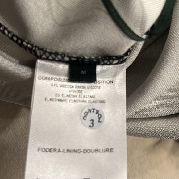 Authentic McQ Alexander McQueen 
Sleeveless camouflage print mini dress - Picture 7 of 9